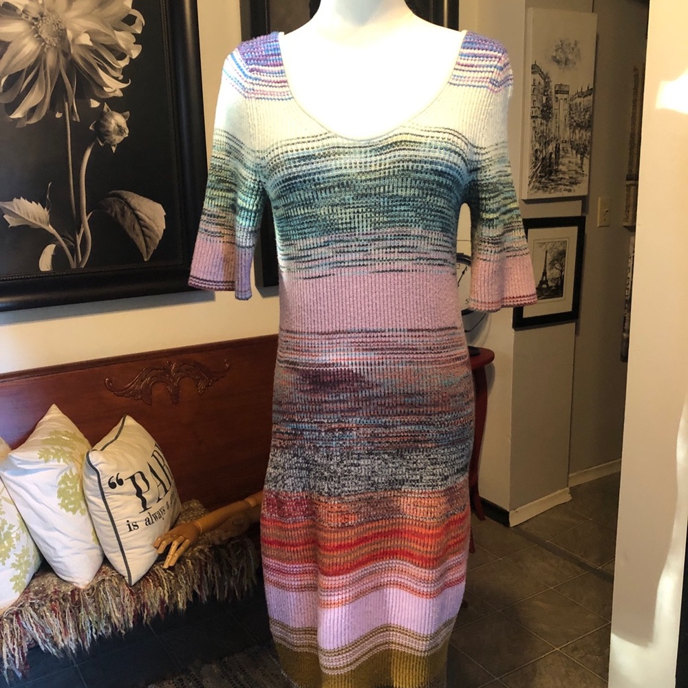 Women’s EUC Anthropologie Space-Dyed Knit Midi Dress
Size M
